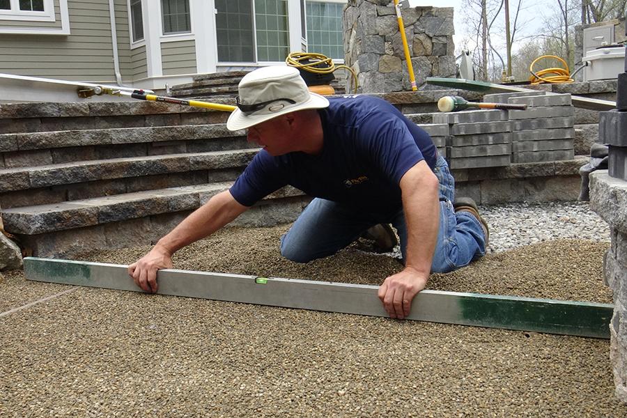 Hardscaping Levels, Straight Edges, Screeding & Altimeters
