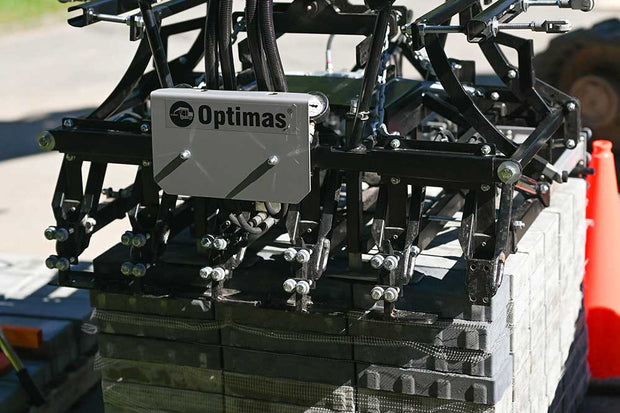 Optimas Multi 6 is a paver clamp that moves full layers of product
